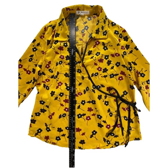 BCBG Generation Yellow Floral Wrap Blouse Top M Medium Tie Cuffs *READ - Picture 6 of 9